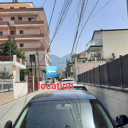 Deni'S Family Apartment In New Blvd 地拉那 外观 照片