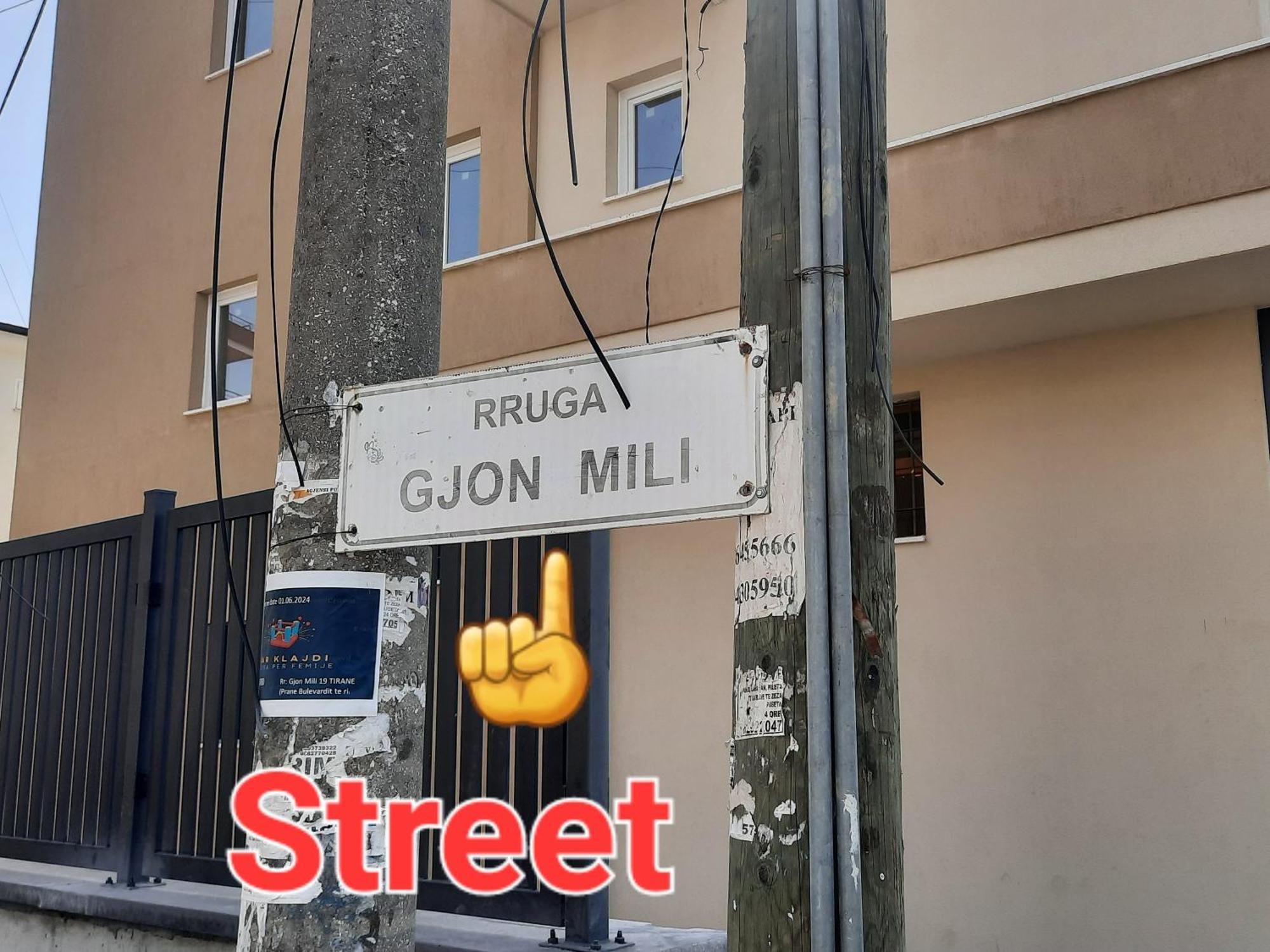 Deni'S Family Apartment In New Blvd 地拉那 外观 照片