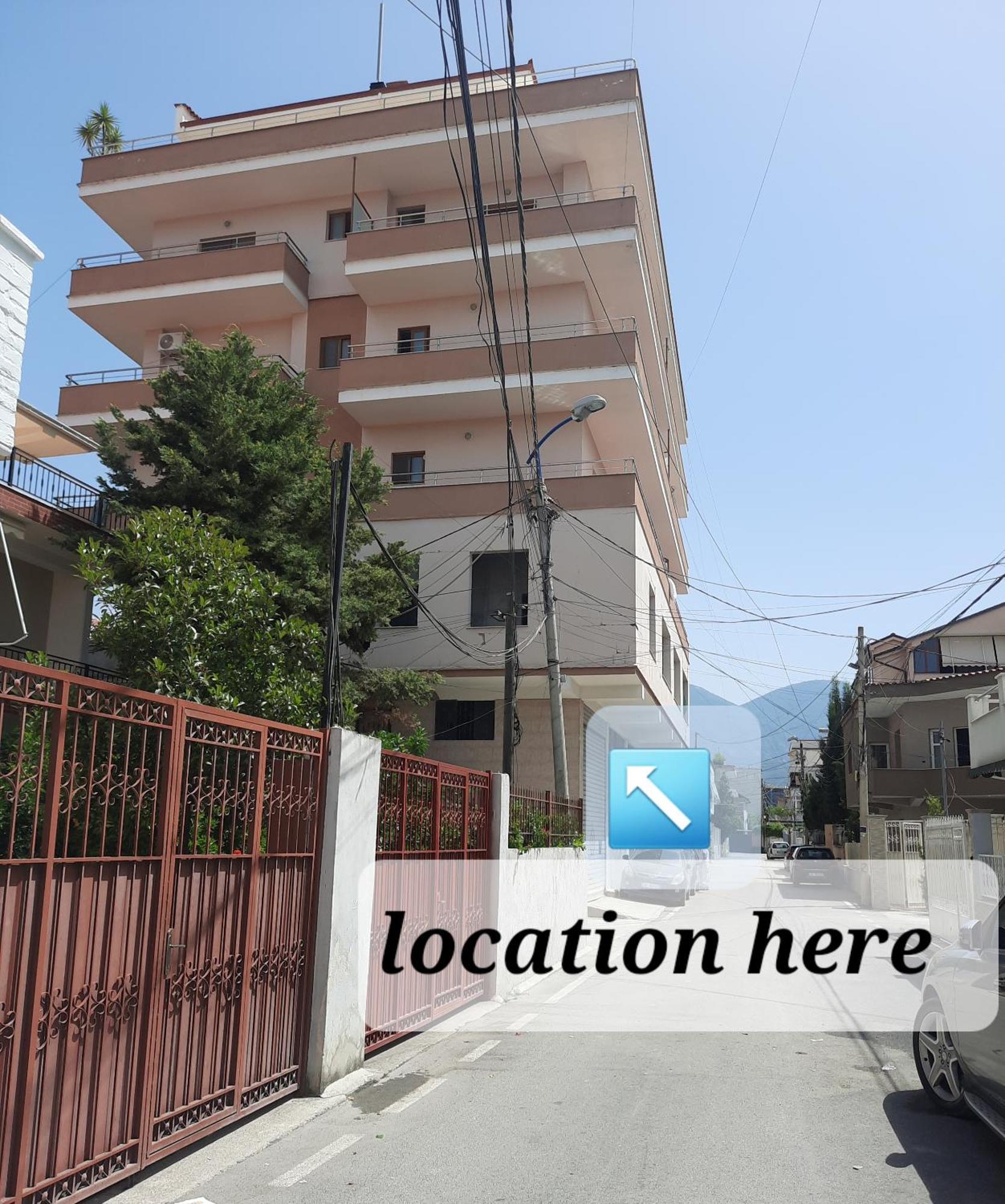 Deni'S Family Apartment In New Blvd 地拉那 外观 照片